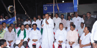 ಜಿಲ್ಲಾ ಉಸ್ತುವಾರಿ ಸಚಿವರ ಭರವಸೆ : ವಕೀಲರ ಸಂಘದ ಧರಣಿ ವಾಪಸ್