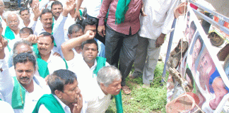 ಅತೃಪ್ತ ಶಾಸಕರ ವಿರುದ್ಧ ಛೀ… ಥೂ… ಚಳವಳಿ