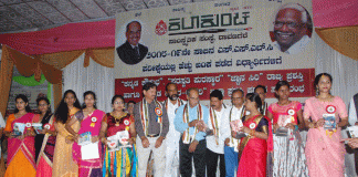 ಮಕ್ಕಳಿಗೆ ಸ್ಪರ್ಧಾತ್ಮಕ ಪರೀಕ್ಷೆ ಕೊಡಿಸಿ