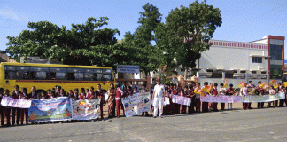 ಹೆಲ್ಮೆಟ್ ಬಗ್ಗೆ ಮಕ್ಕಳೇ ಪೋಷಕರಿಗೆ ಮನ ಒಲಿಸಬೇಕು:ವಿಜಯಲಕ್ಷ್ಮಿ