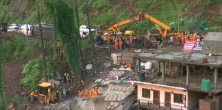 ಕಟ್ಟಡ ಕುಸಿತ : ಸೇನಾ ಸಿಬ್ಬಂದಿ ಸೇರಿ 7 ಮಂದಿ ಸಾವು!!!