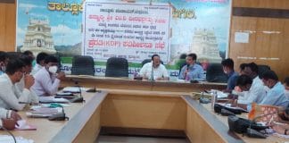 ರೈತರಿಗೆ ಸ್ಪಂದಿಸದಿದ್ದರೆ ವರ್ಗಾವಣೆ ಪಡೆಯಿರಿ