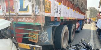 ತುಮಕೂರು ಆಂಜನೇಯ ವೃತ್ತದ ಮುಂದೆ ನಡೆದ ಅಪಘಾತ