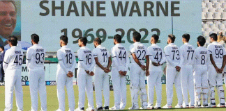 ಶೇನ್ ವಾರ್ನ್ಗೆ ಶ್ರದ್ಧಾಂಜಲಿ: ಎರಡನೇ ದಿನದಾಟ ಆರಂಭಕ್ಕೂ ಮುನ್ನ ಒಂದು ನಿಮಿಷ ಮೈದಾನವಿಡೀ ಮೌನ