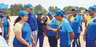 ಆರ್.ಪಿ.ಎಲ್ -2022 ರೆವಿನ್ಯೂ ಪ್ರೀಮಿಯರ್ ಲೀಗ್ ಜಿಲ್ಲಾಧಿಕಾರಿ ಆರ್.ಲತಾ ಚಾಲನೆ