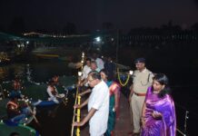 ತುಮಕೂರಿನ ಅಮಾನಿಕೆರೆಯಲ್ಲಿ ಬೋಟ್ ಪೆರೇಡ್